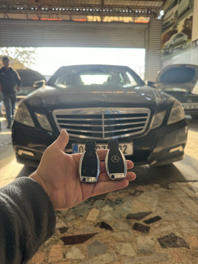 Mercedes-Benz